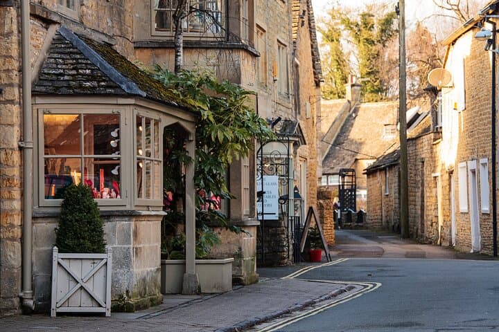 Cotswolds Hidden Gems Day Tour from Oxford: Stow, Bourton & Burford photo 2