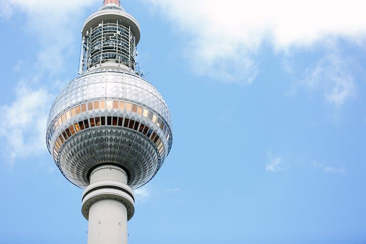 Explore Berlin by E-Bike: Victory Column Climb & Beer Garden Lunch photo 4