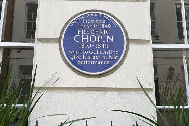 Baroque and Roll: Central London Music History Walking Tour photo 4