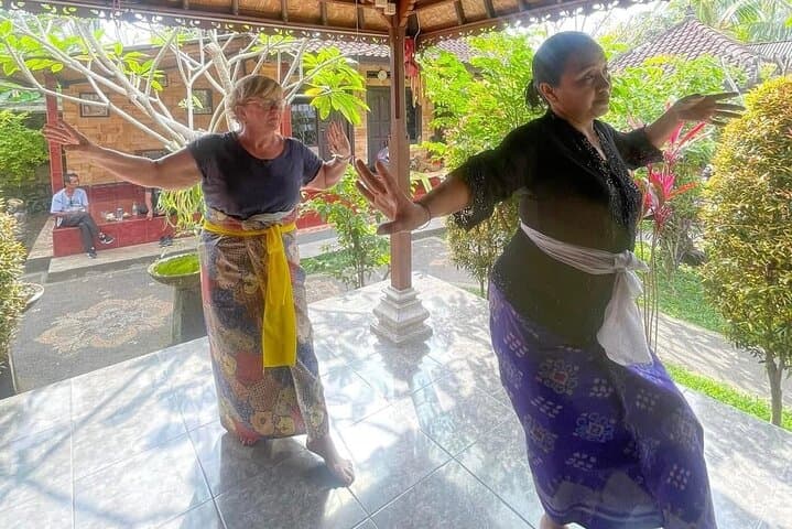 Ubud Private Tour: Tegallalang, Tirta Empul & Cultural Workshops