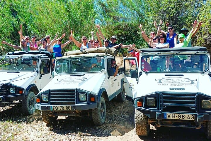 Half-Day Jeep Safari in the Algarve Mountains — Alte Springs, Paderne Castle & Rural Quinta