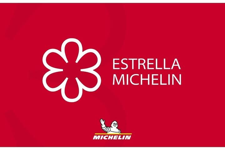 Seville VIP Super-Luxury Tour with Michelin-Star Lunch photo 6