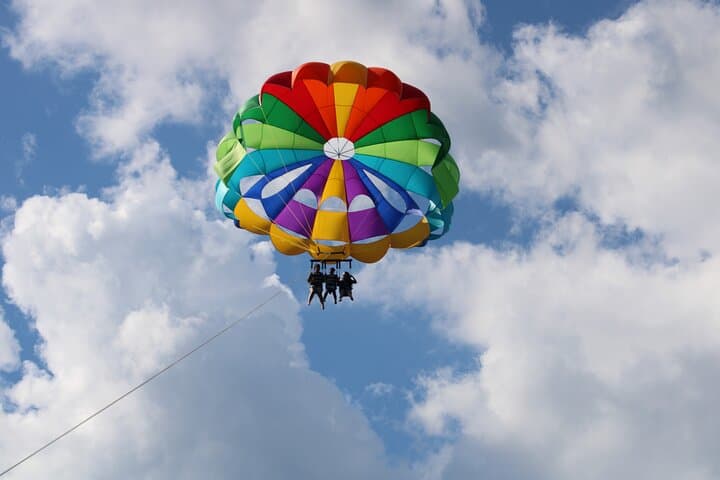 Hampton Beach Parasailing: Scenic Flights Over the New England Seacoast photo 5