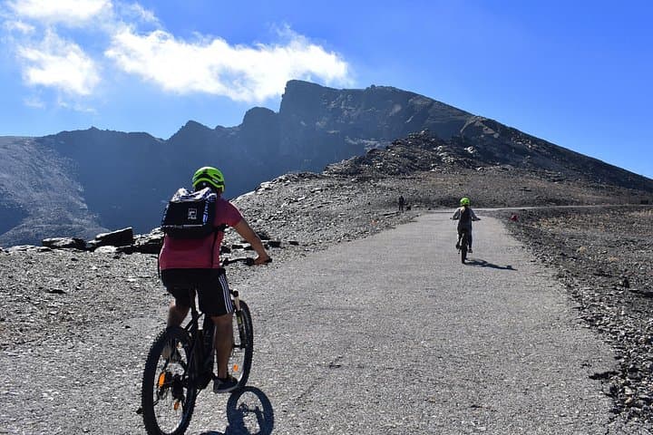e‑MTB Ascent to Pico Veleta: Ride Europe’s Highest Road to 3398m photo 3