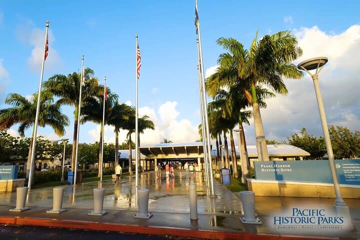 Pearl Harbor Deluxe Multimedia & VR Tour: Self-Guided History Experience photo 4