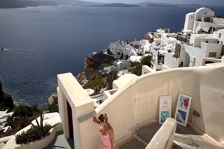 Half-Day Santorini Highlights: Oia, Red Beach & Perivolos Small-Group Tour