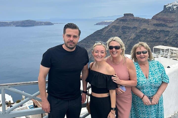 Half-Day Santorini Highlights: Oia, Red Beach & Perivolos Small-Group Tour photo 6