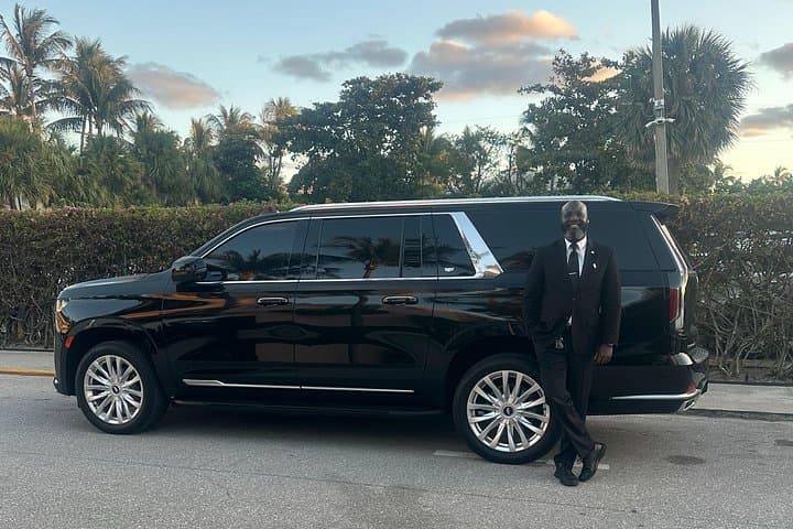 Private Black Escalade Transfer: Orlando to Port Canaveral Luxury Ride photo 4