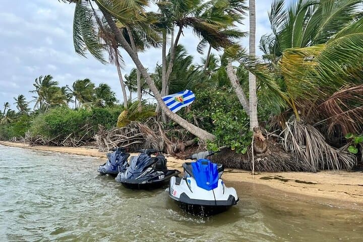 Jet Ski Tour on Vieques: Northwest Coast & Green Beach Adventure photo 3