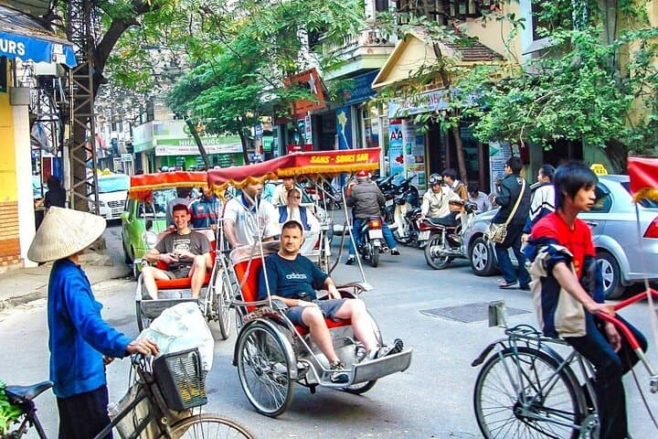 6-Day Ha Long Bay, Sapa & Hanoi Private Expedition photo 2