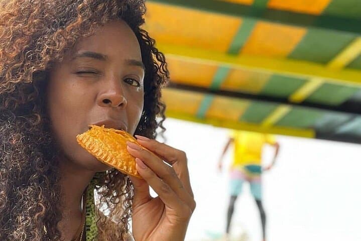 Montego Bay Bamboo Rafting & Beef Patty Stop — Scenic River Rafting and Local Flavors photo 3
