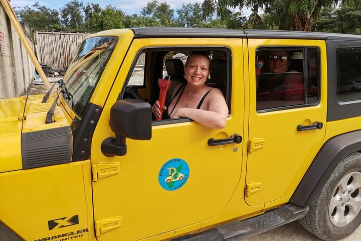 Private Cozumel Jeep & Buggy Loop with Lunch and Snorkel: Full-Day Custom Island Tour