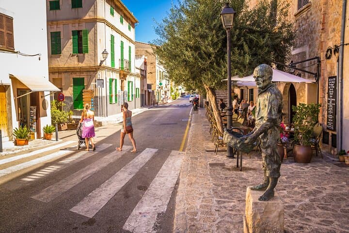 Palma & Valldemossa Shore Excursion: Serra de Tramuntana Highlights from the Cruise Port photo 5