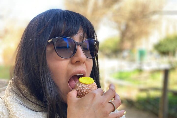 Montmartre Pastries & Chocolate Walking Tour — 6 Tastings Near Sacré‑Cœur photo 3