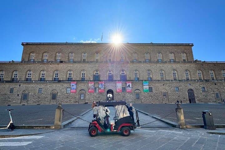 Florence Leather Workshop and Golf Cart City Tour — Hands-On Craft and Iconic Sights photo 4