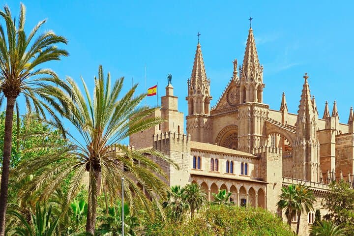 Palma & Valldemossa Shore Excursion: Tramuntana Views, Cathedral & Village Strolls photo 2