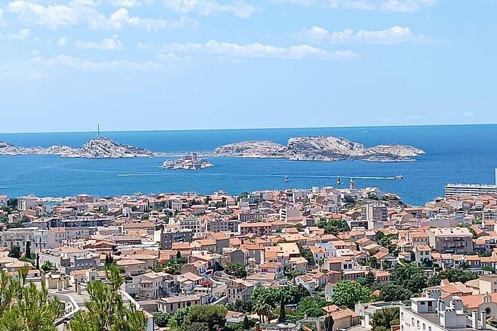 Aix‑en‑Provence to Marseille and Cassis — Private Day Tour Highlights photo 5