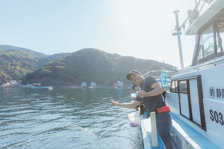 Beginner Fishing Tour in Heda: Suruga Bay with Mt. Fuji Views photo 2
