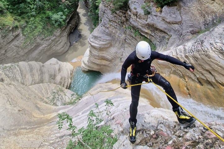 Canyoning Osumi Canyon: Rappels and Waterfalls at Bigazi