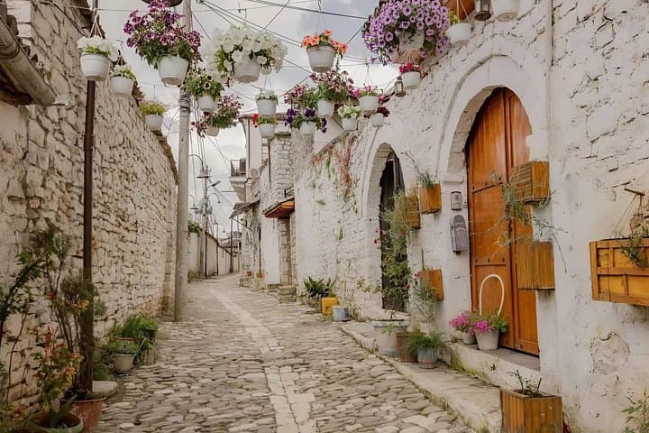 4-Day Albania Highlights Tour: Theth Mountains, Riviera & Blue Eye photo 4