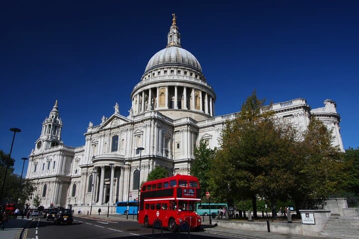 London's Ultimate Routemaster Bus Tour: 90-Minute Live-Guided Open-Top Ride photo 2
