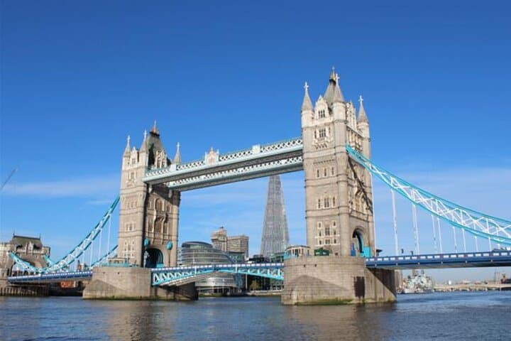 London's Ultimate Routemaster Bus Tour: 90-Minute Live-Guided Open-Top Ride photo 6