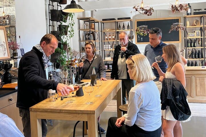 Provence Wine Tour: Day Trip to Aix-en-Provence Vineards and Tastings photo 3
