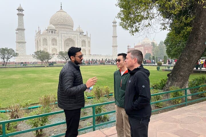 Express Train Taj Mahal Day Tour from Delhi Private Agra Excursion photo 5