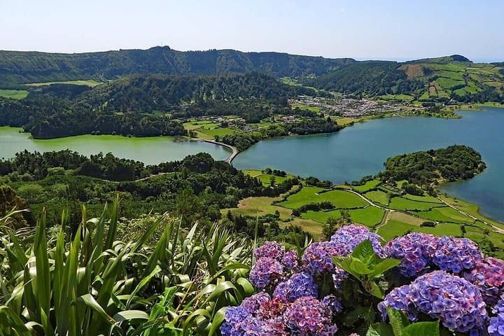 Discover São Miguel: Lagoa do Fogo and Sete Cidades Full-Day Tour with Pineapple Tasting photo 2