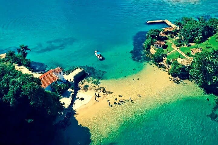 Private Boat Route to Paradise Islands in Angra dos Reis — Snorkel, Beaches & Local Flavors photo 4