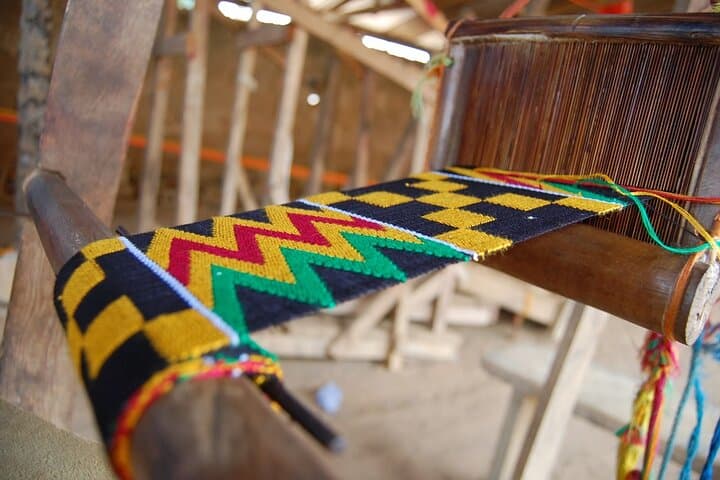 Hands-On Batik & Kente Weaving with Accra Art Center Market Experience photo 4