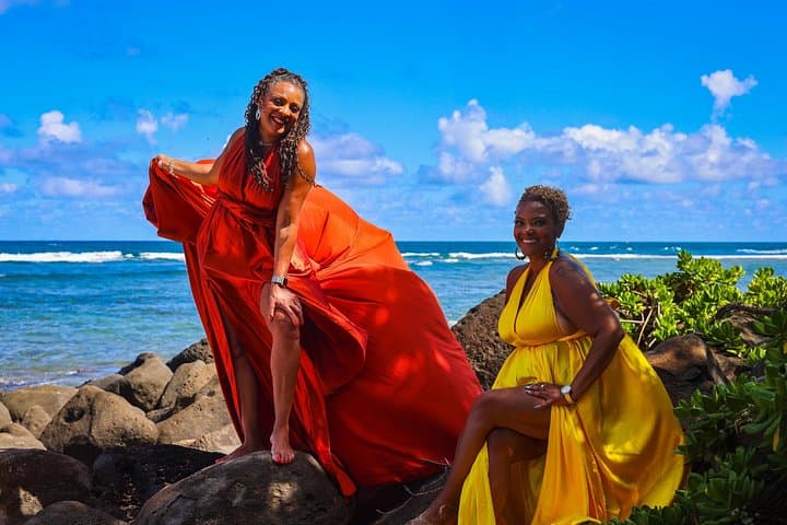 Flying Dress Photoshoot in Playa del Carmen — Beach Portrait Session photo 2