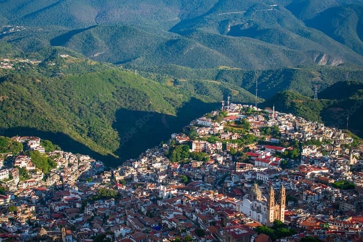 Taxco Santa Prisca Minivan Tour from Zihuatanejo — 2-Day Colonial Escape photo 5
