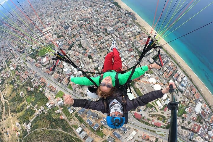 Alanya 700m Tandem Paragliding: 25-Minute Flight from Taurus to Cleopatra Beach photo 4