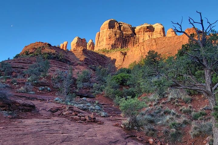 Explore Cathedral Rock: A Guided Hiking Adventure in Sedona’s Red Rock Country photo 5