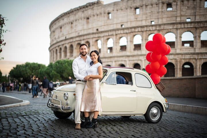 Cruise Rome in a Fiat 500: Vintage Car Tour with Pro Photoshoot