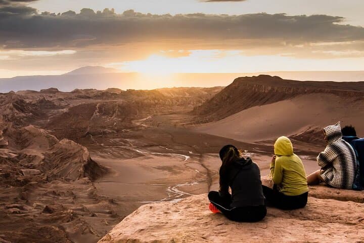 4-Day Atacama Highlights: Valle de la Luna, Tatio Geysers, Altiplanic Lagoons photo 2