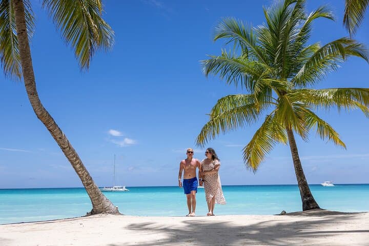 Saona Island Day Trip from Punta Cana: Natural Pools, Beach Lunch & Boat Transfer photo 3