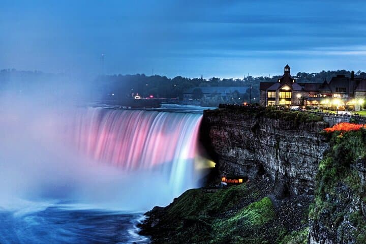 Niagara Falls Nightlight Experience: Guided Night Tour and Fireworks (USA Side)