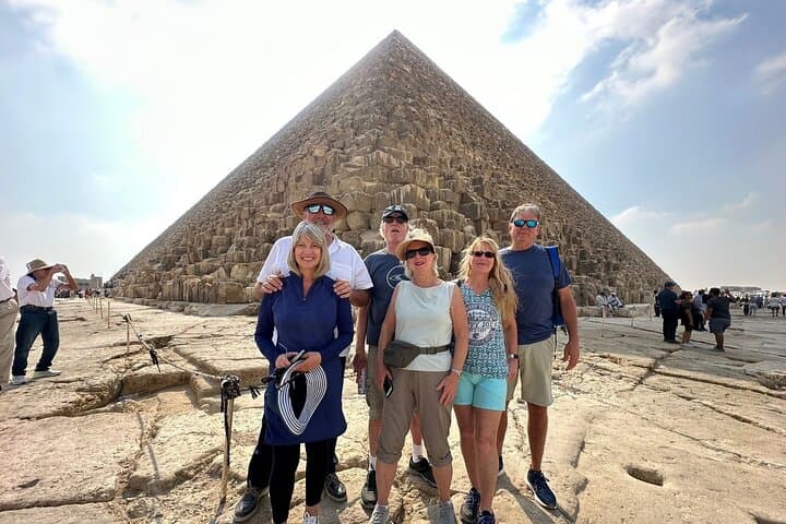 Private Cairo Tour — Giza Pyramids, Sphinx & Grand Egyptian Museum Guided Experience