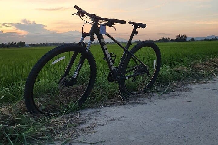 Hoi An Bites by Bike: Guided Cycling Food Tour of the Old Quarter photo 2