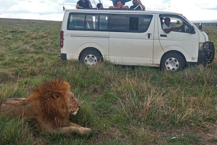Overnight Safari to Tsavo East from Kilindini Harbour — 2-Day Group Game Drive photo 4