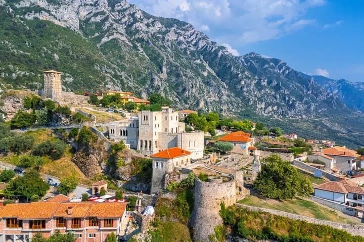 Kruja Day Tour: Skanderbeg Castle, Old Bazaar & Shkopeti Lake photo 3