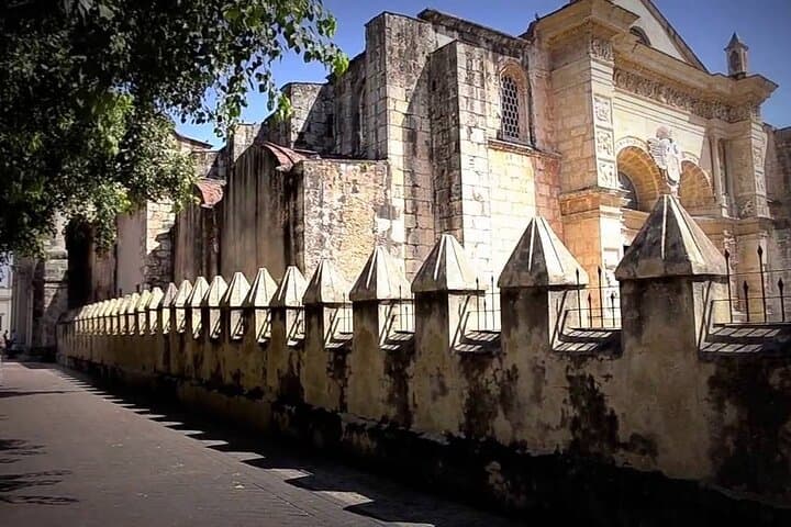 Santo Domingo Day Trip from Punta Cana: Colonial History and Los Tres Ojos photo 2