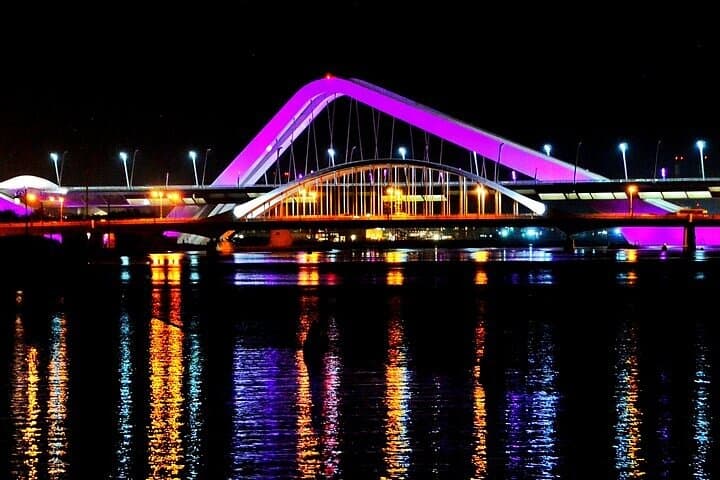 Private Dubai by Night Tour with Dinner: Layover City Highlights
