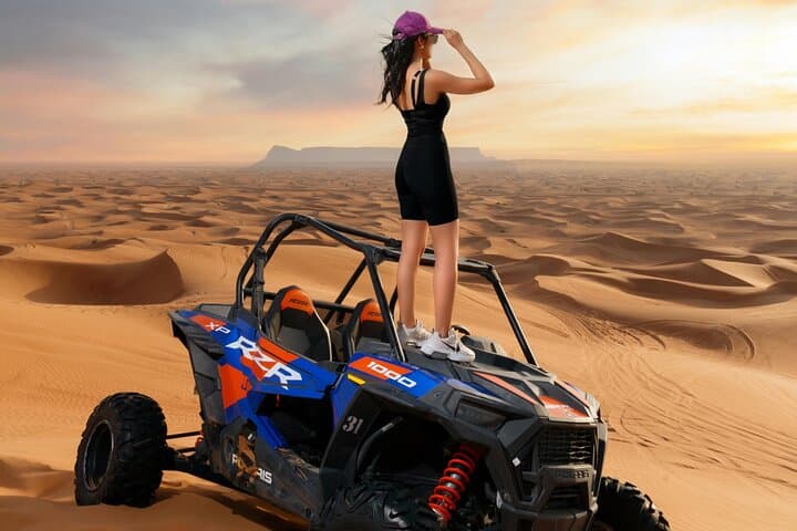 Private Evening Desert Safari Dubai: BBQ, Dune Bashing & Sandboarding