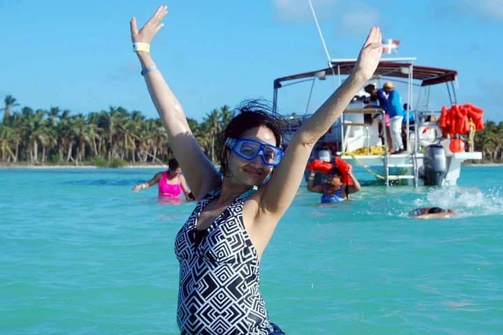 Full-Day Catalina Island Snorkeling Excursion from Punta Cana — Catamaran, Reefs & Beach Lunch photo 3