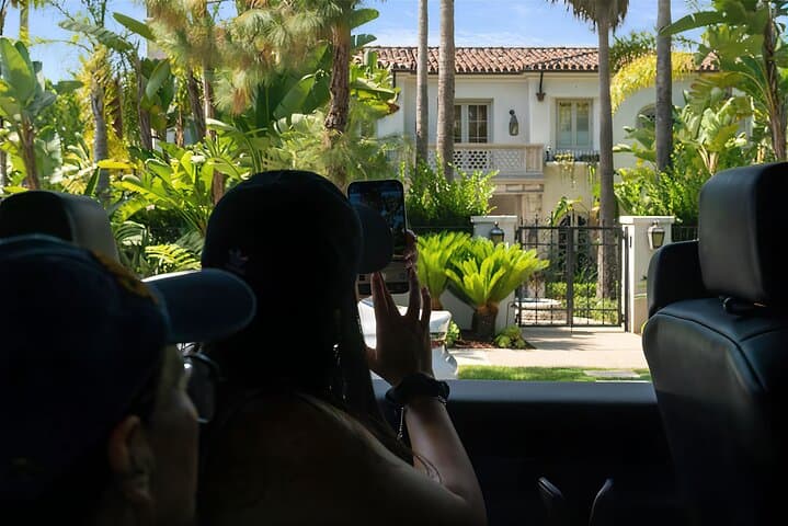 Santa Monica to Hollywood: Celebrity Homes & Beverly Hills Sightseeing Tour photo 3