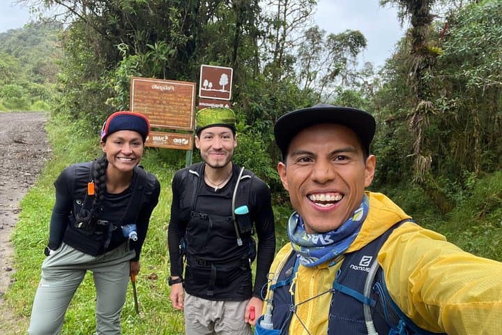 Trail Running Ecuador: 57-Mile Andean Chocó 'Oso' Route — 4-Day Craters to Clouds photo 3