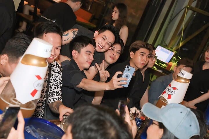 Midnight Bites and Beats: Saigon Street Food & Nightlife Tour with Local Students photo 2